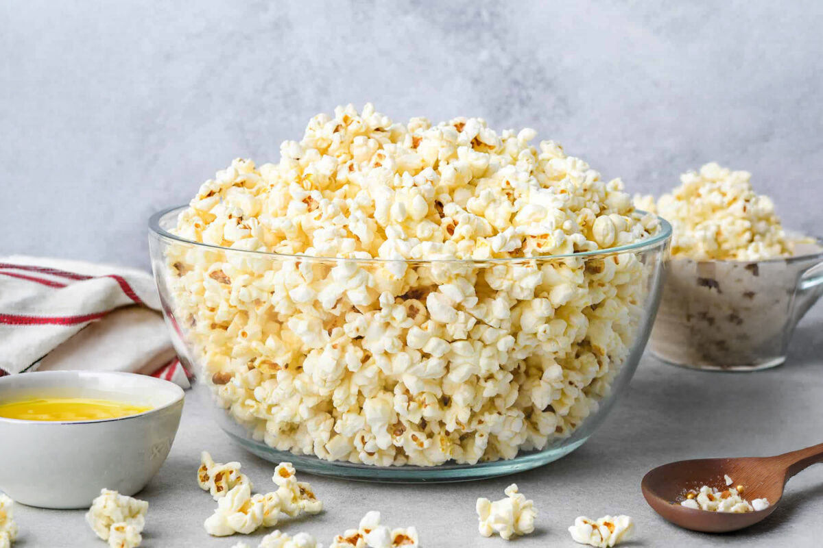 buttery popcorn in a bowl for magic mushroom edible recipe, light and crunchy snack